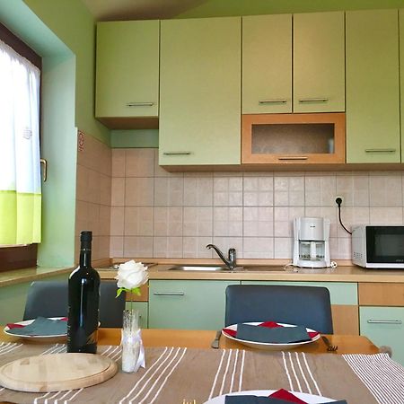 Lavender House Apartment Maslenica Exterior photo