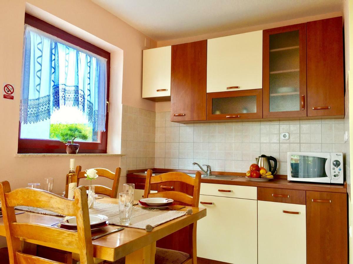 Lavender House Apartment Maslenica Exterior photo